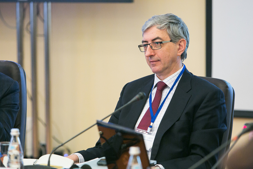 Ivan Prostakov at a meeting of HSE’s International Advisory Committee 