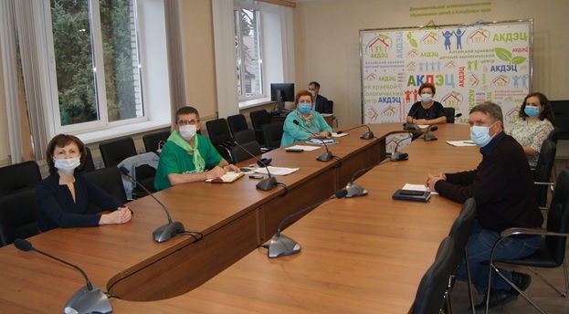 Иллюстрация к новости: Семинар в Барнауле: региональный в области экологического образования